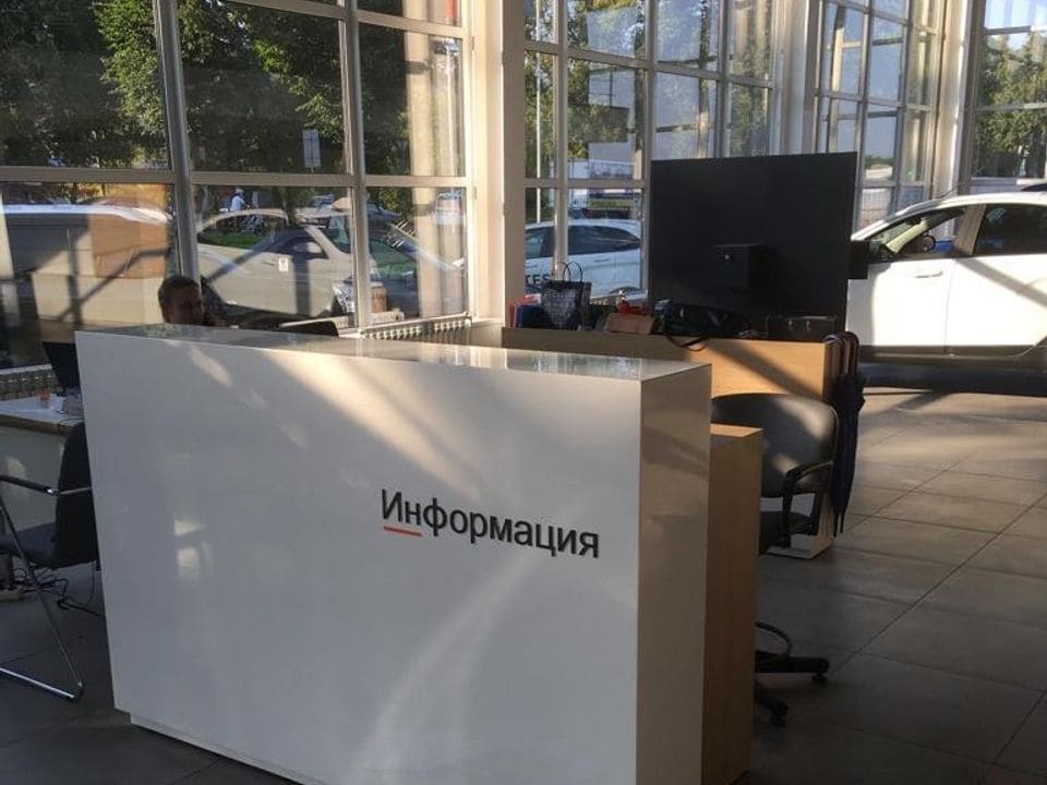 Мебель для автосалонов 7
