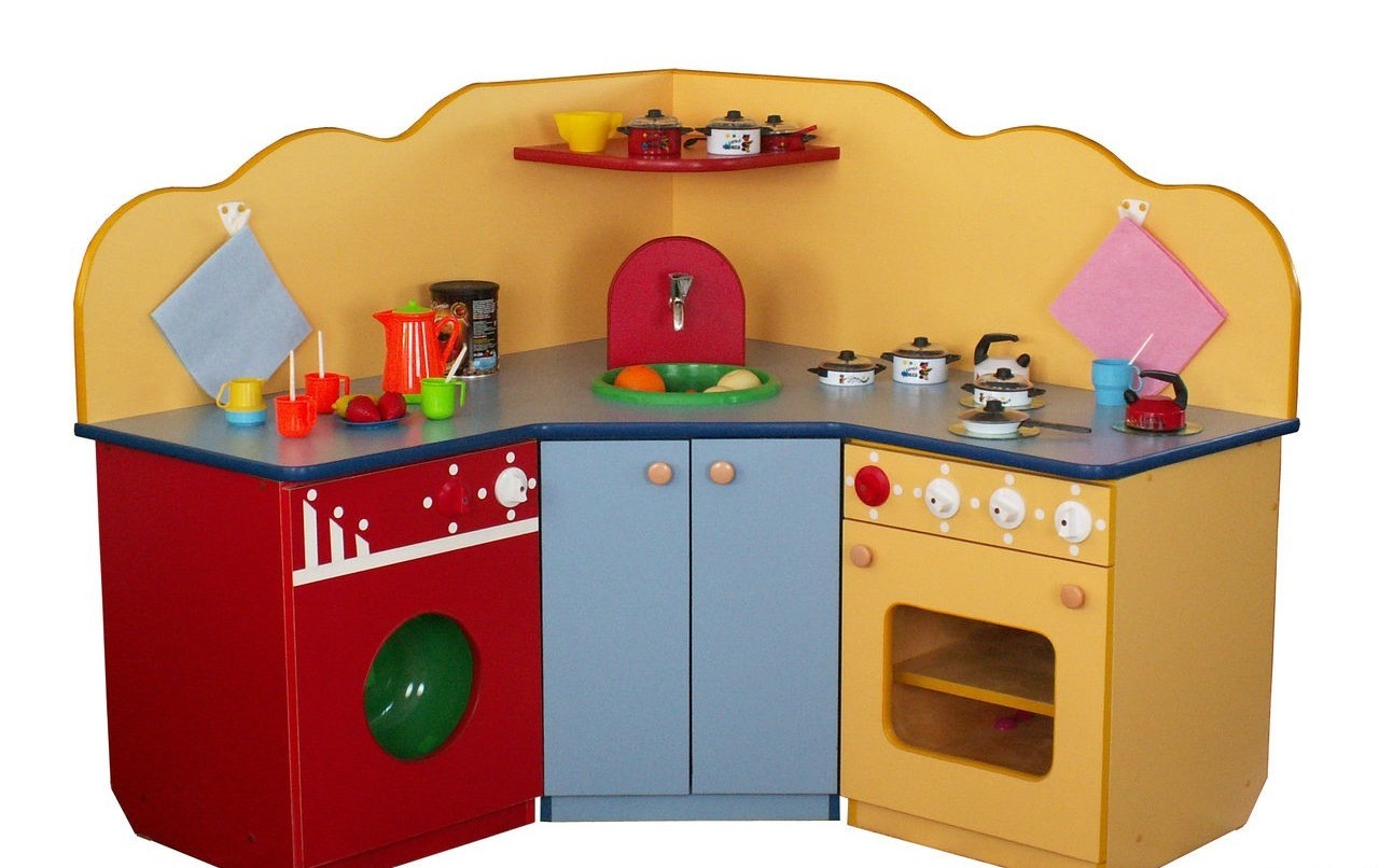 Детская игра мебель. Игровая зона "кухня № 2" 1280х420х840. Игровая мебель для детских садов "кухня-1" 700х400х1100.