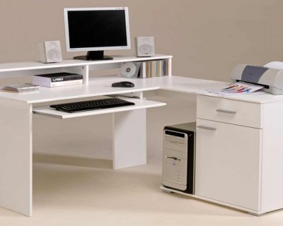 Компьютерный стол Степ